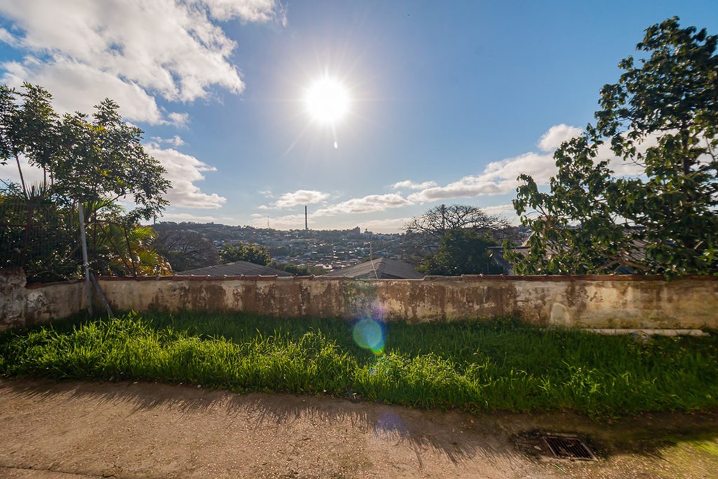 Casa em Condomínio para venda no bairro Santa Tereza em Porto Alegre