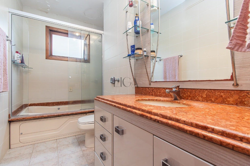 Apartamento para venda no bairro Petrópolis em Porto Alegre
