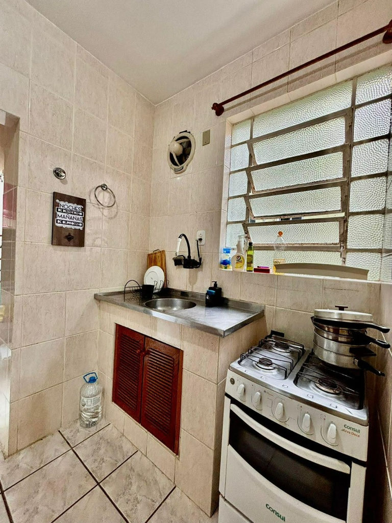 Apartamento para venda no bairro Centro Histórico em Porto Alegre