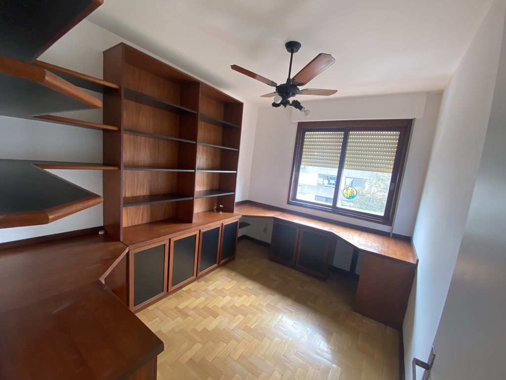 Apartamento para venda no bairro Jardim Botânico em Porto Alegre