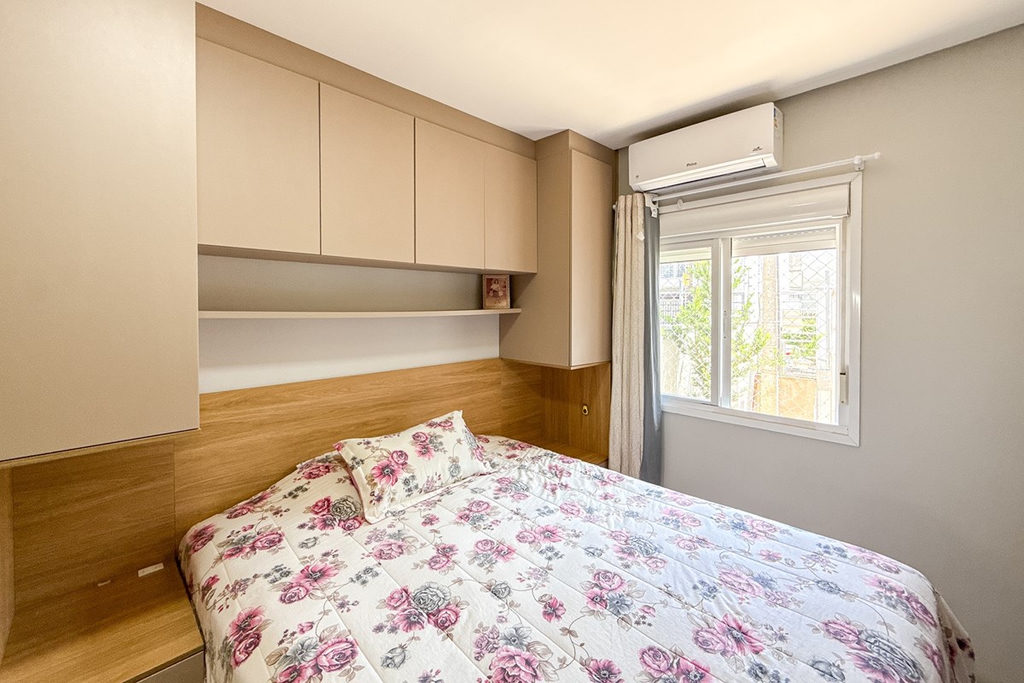 Casa para venda no bairro Igara em Canoas