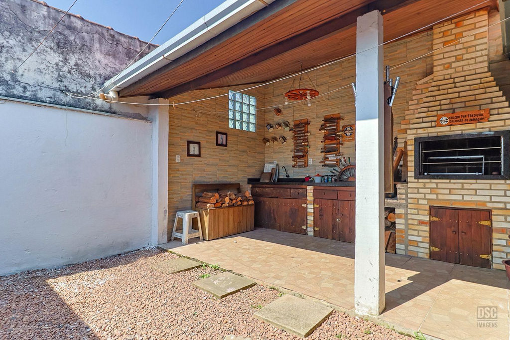 Casa para venda no bairro Hípica em Porto Alegre