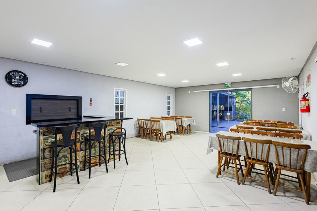 Apartamento para venda no bairro Jardim Itu Sabará em Porto Alegre