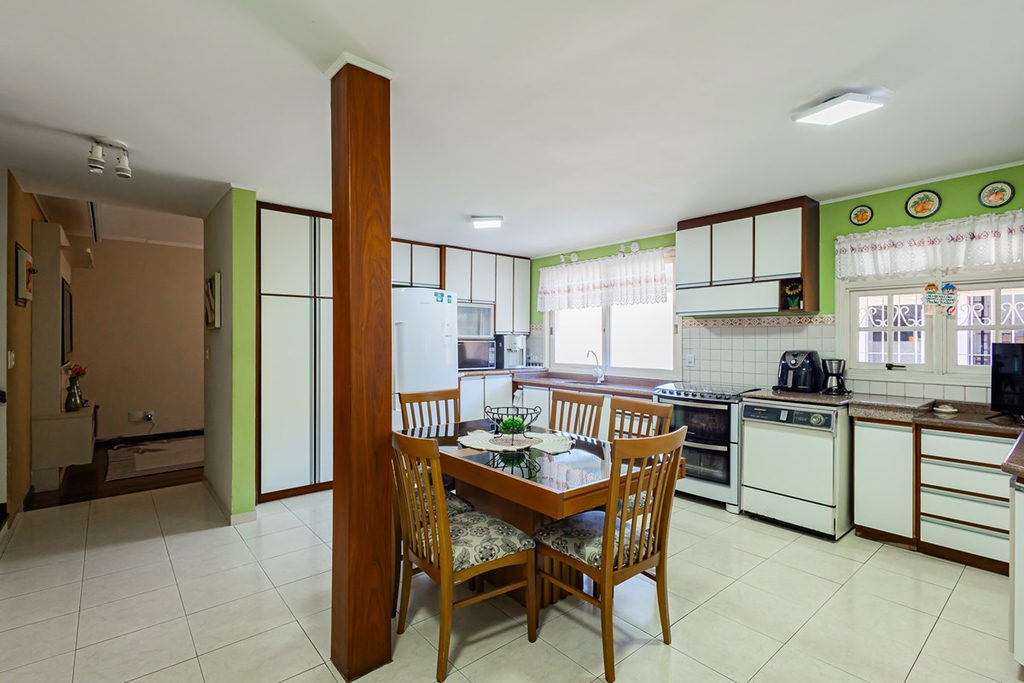 Casa para venda no bairro Jardim Planalto em Porto Alegre