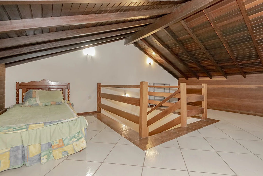 Casa em Condomínio para venda no bairro Cavalhada em Porto Alegre