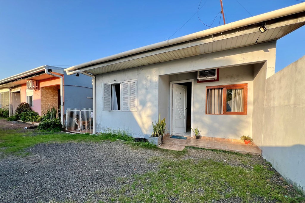 Casa para venda no bairro Estância Velha em Canoas