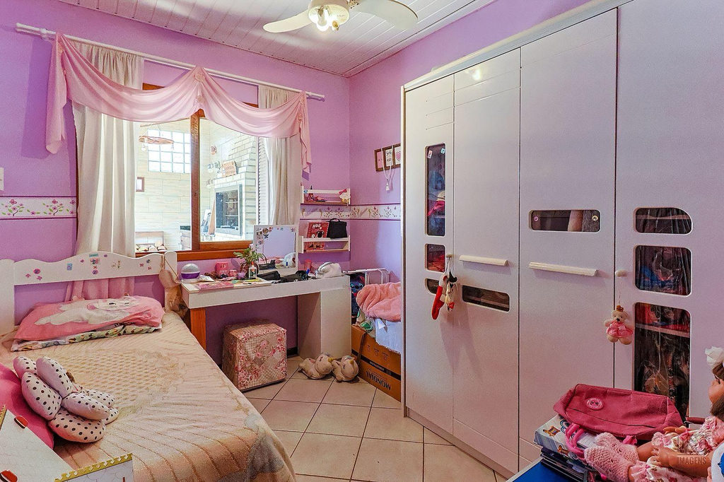 Casa para venda no bairro Hípica em Porto Alegre