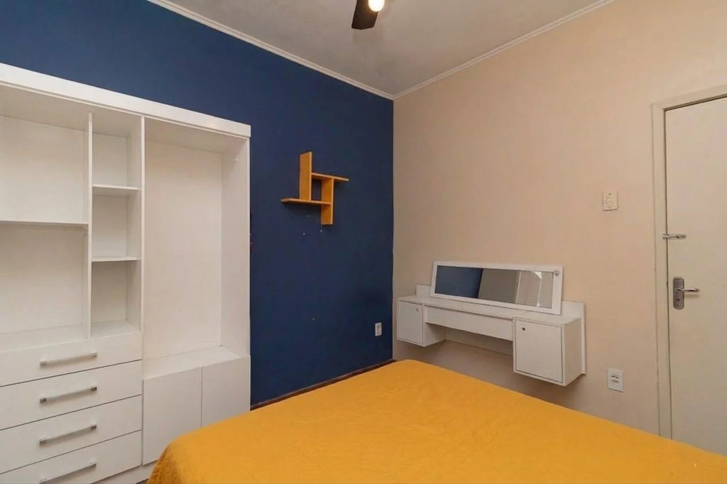 Casa para venda no bairro Jardim Itu Sabará em Porto Alegre