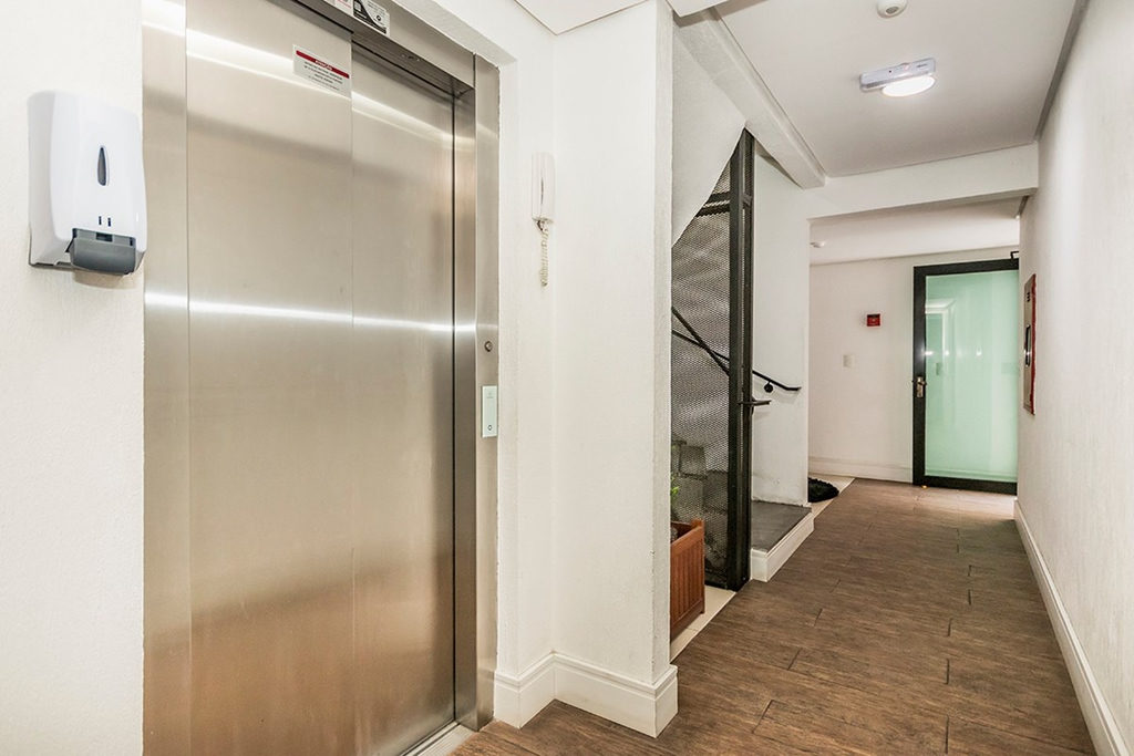 Apartamento para venda no bairro Menino Deus em Porto Alegre