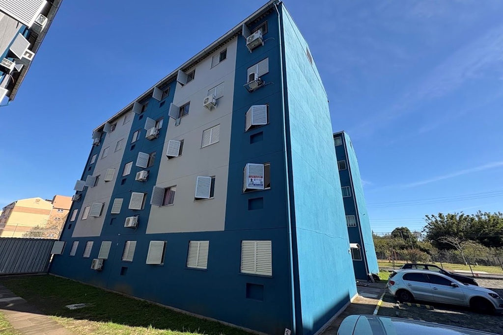 Apartamento para venda no bairro Rubem Berta em Porto Alegre