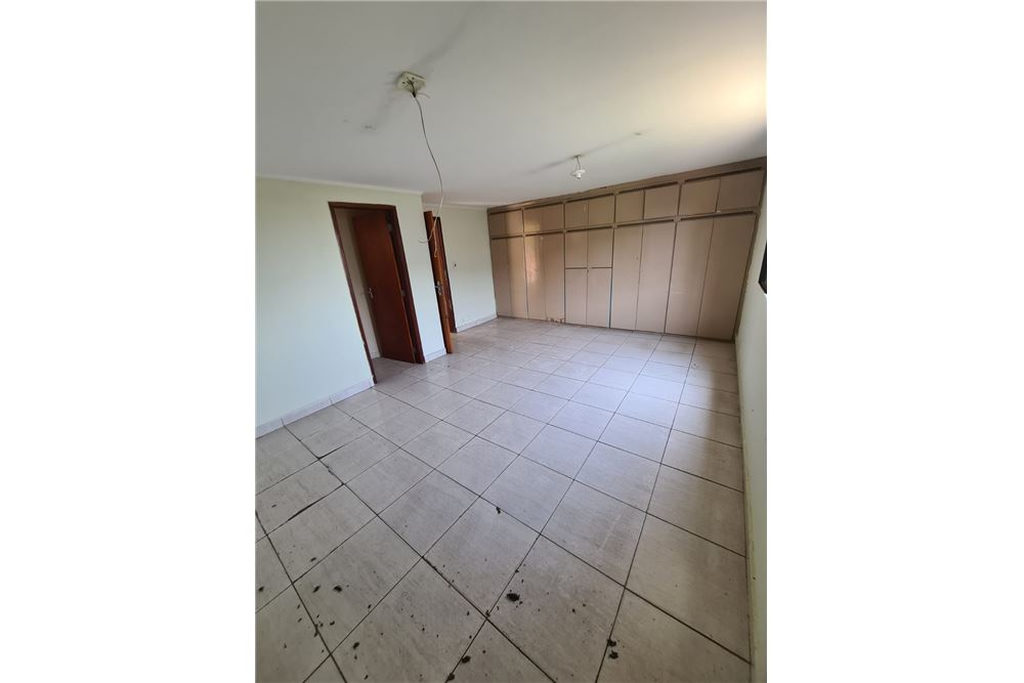 Casa, 6 quartos, 239 m² - Foto 5