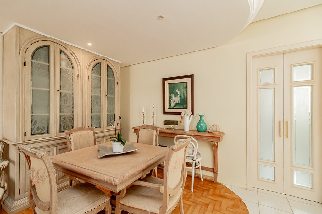 Apartamento para venda no bairro Mont Serrat em Porto Alegre
