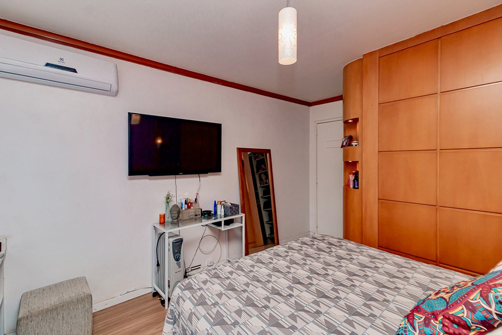 Apartamento para venda no bairro Menino Deus em Porto Alegre