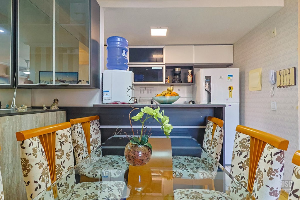 Apartamento para venda no bairro Vila Ipiranga em Porto Alegre