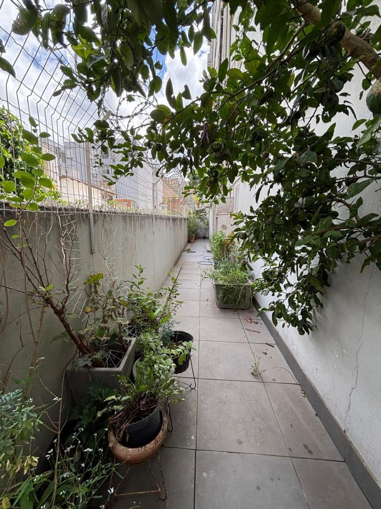 Apartamento para venda no bairro Rio Branco em Porto Alegre