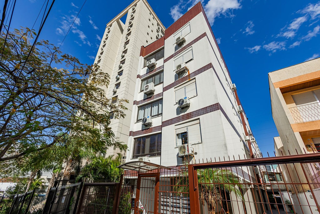 Apartamento para venda no bairro Passo da Areia em Porto Alegre