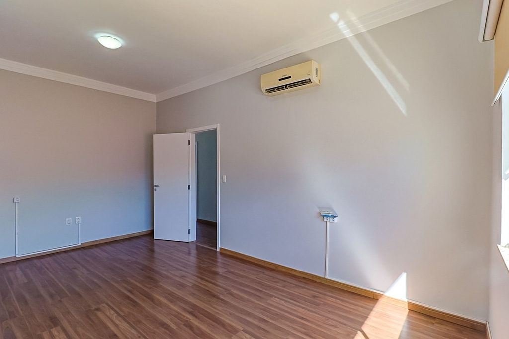 Casa em Condomínio para venda no bairro Hípica em Porto Alegre