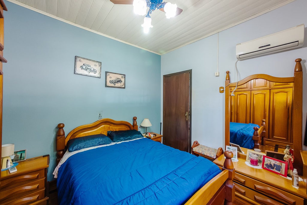 Casa para venda no bairro Centro em Esteio