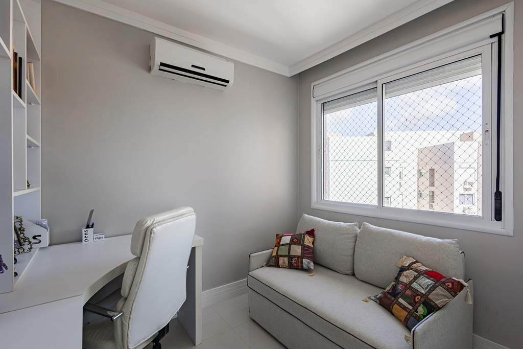 Apartamento para venda no bairro Jardim Lindóia em Porto Alegre