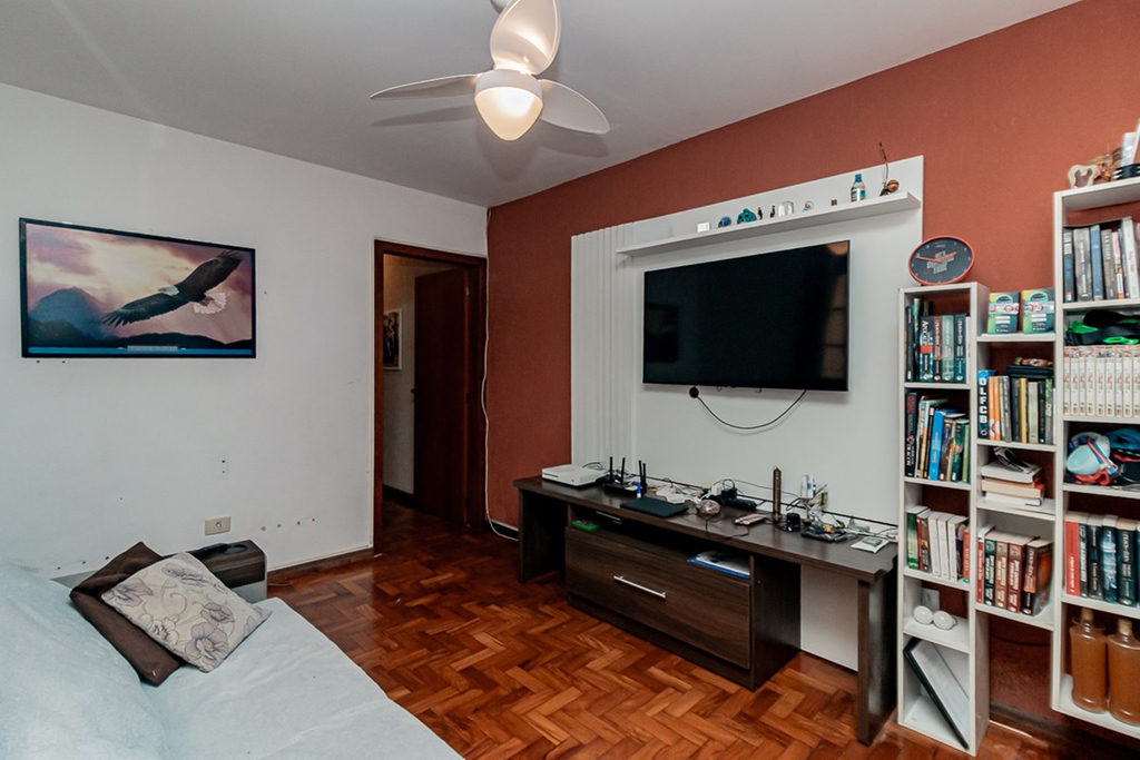 Apartamento para venda no bairro Passo da Areia em Porto Alegre