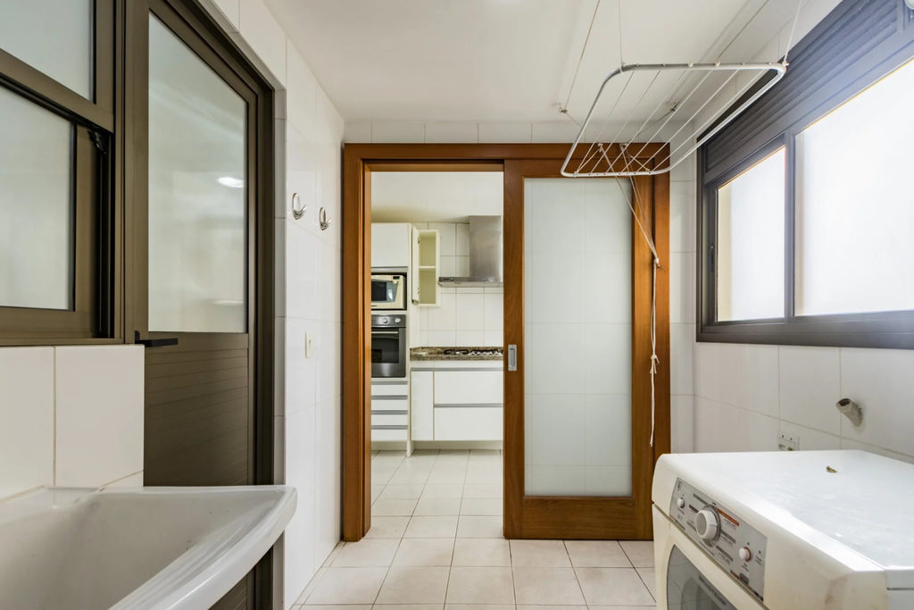 Apartamento para venda no bairro Menino Deus em Porto Alegre