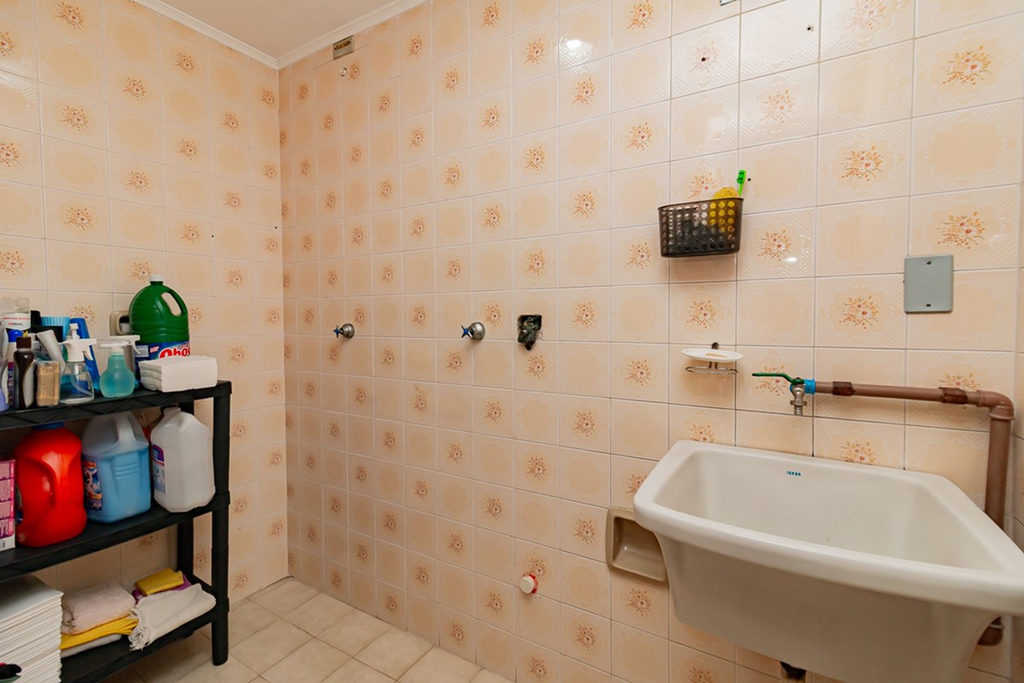 Apartamento para venda no bairro Vila Ipiranga em Porto Alegre