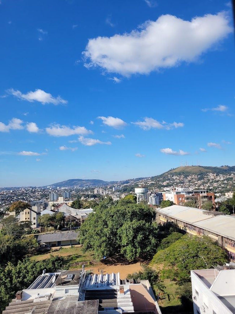 Apartamento para venda no bairro Teresópolis em Porto Alegre