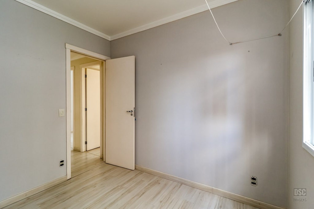 Apartamento para venda no bairro Vila Ipiranga em Porto Alegre
