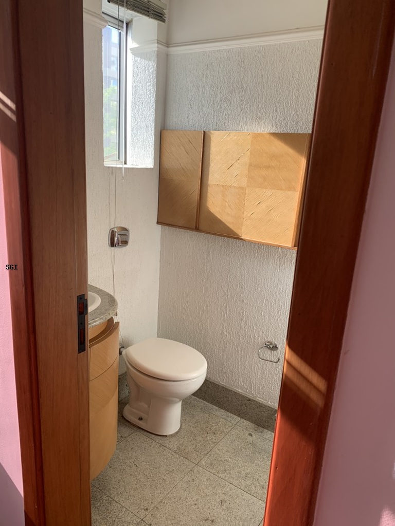 Sala para venda no bairro Moinhos de Vento em Porto Alegre