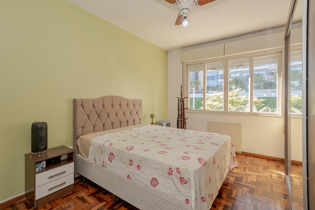 Apartamento para venda no bairro Rio Branco em Porto Alegre