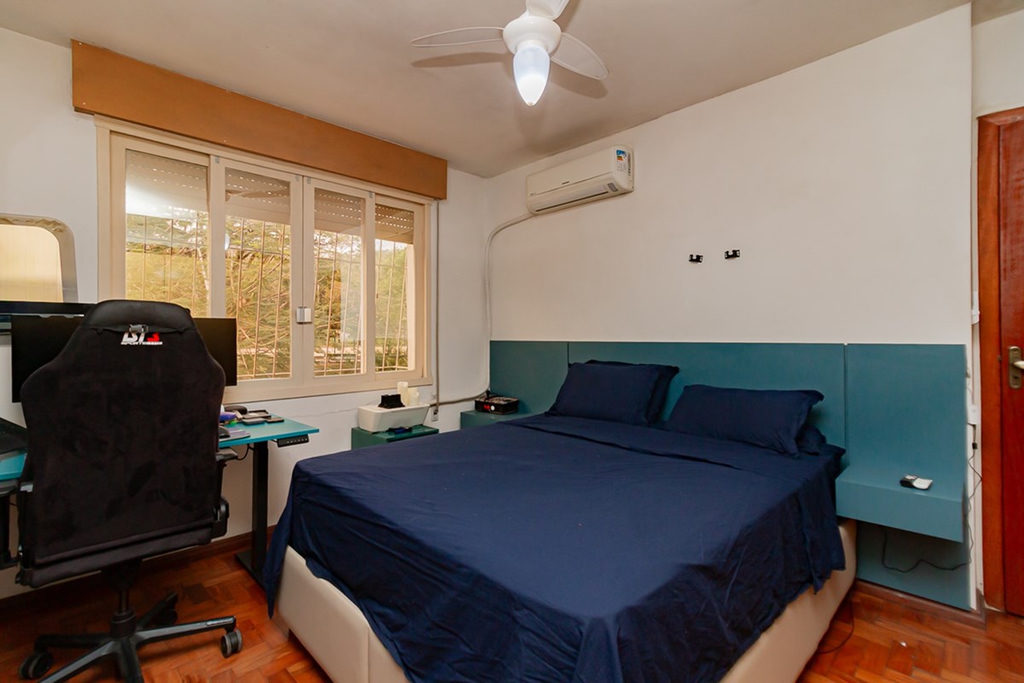 Apartamento para venda no bairro Passo da Areia em Porto Alegre