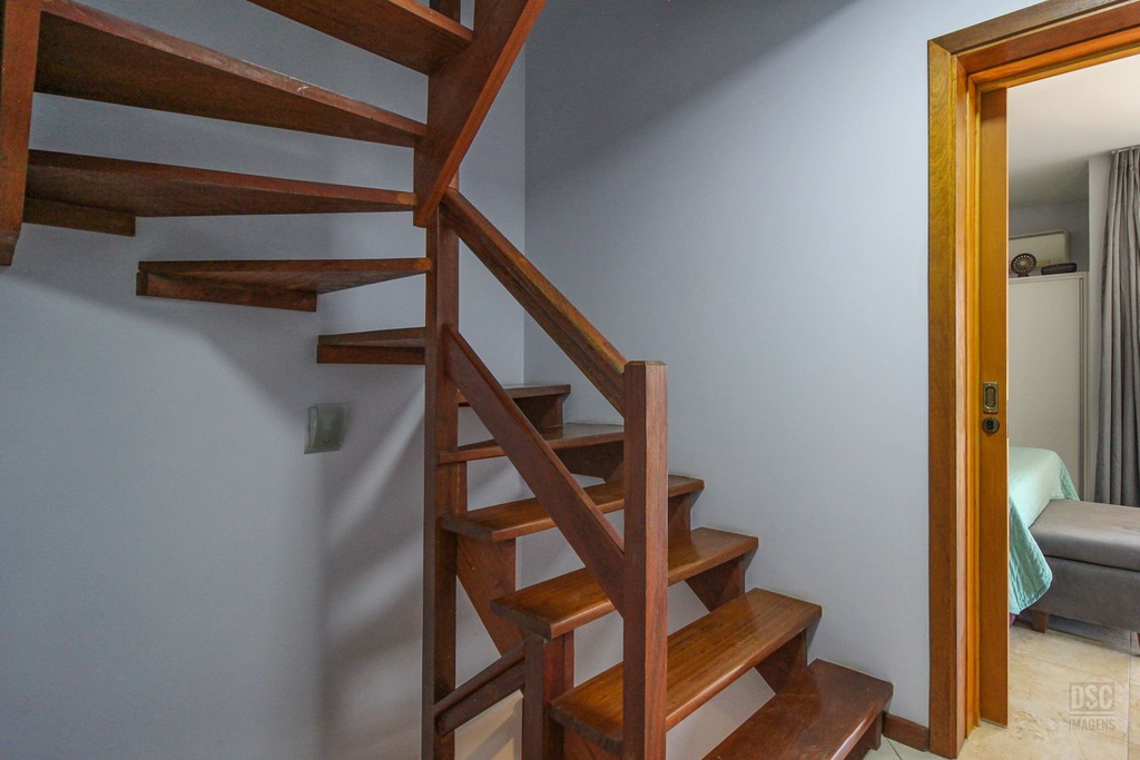 Casa para venda no bairro Hípica em Porto Alegre