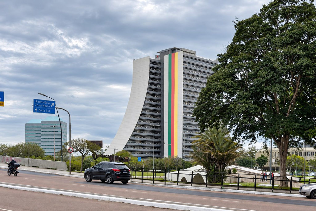 Apartamento para venda no bairro Centro Histórico em Porto Alegre