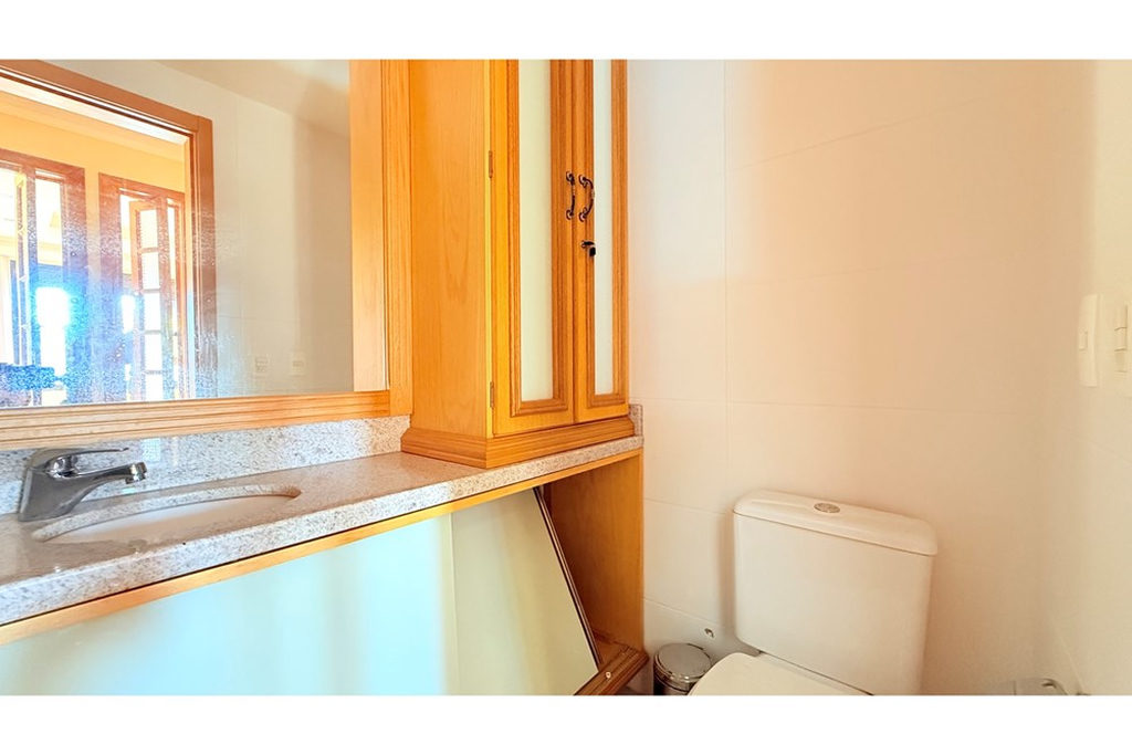Apartamento para venda no bairro Menino Deus em Porto Alegre