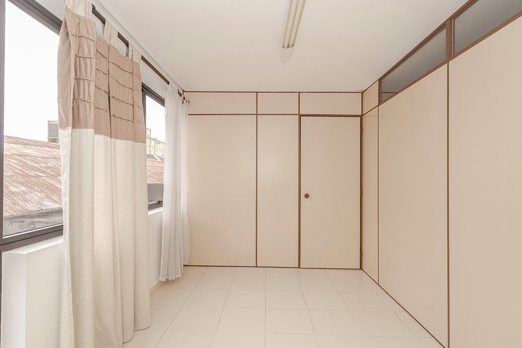 Sala para venda no bairro Floresta em Porto Alegre