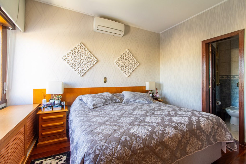 Apartamento para venda no bairro Jardim Lindóia em Porto Alegre