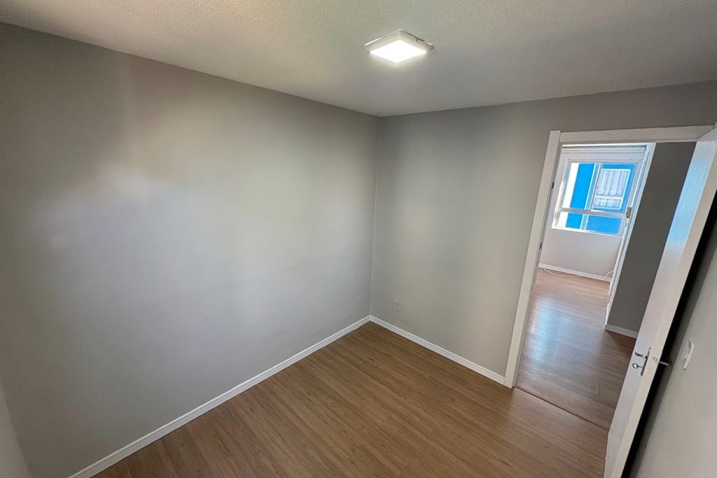 Apartamento para venda no bairro Rubem Berta em Porto Alegre