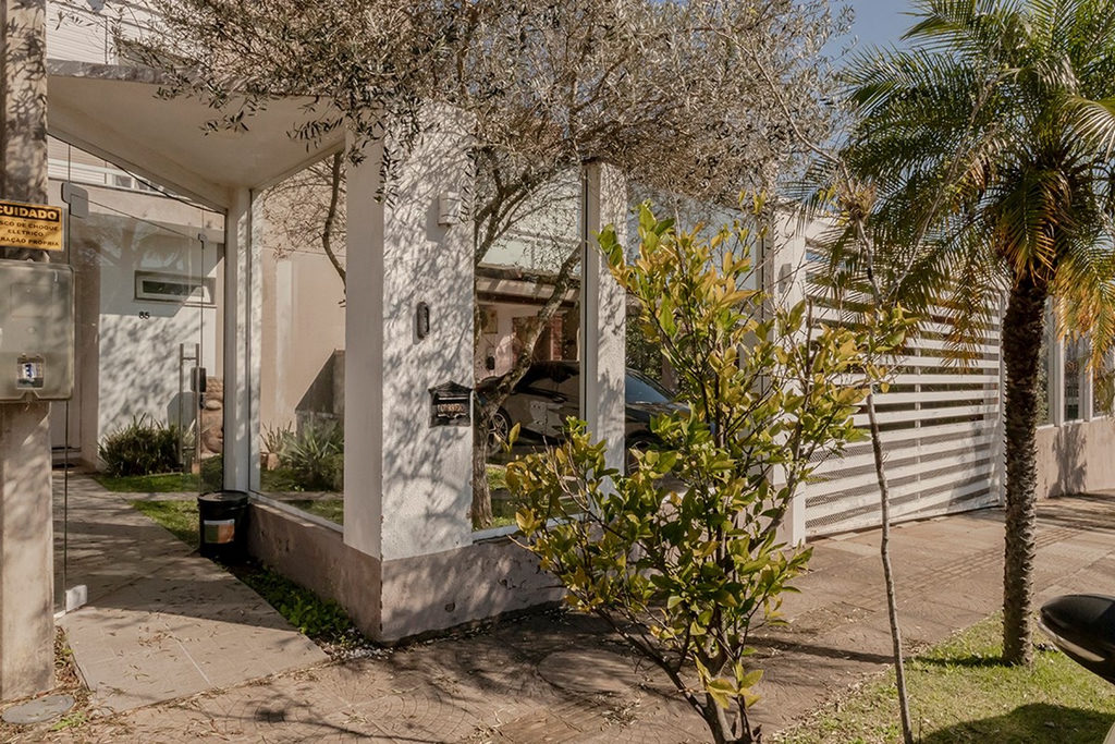 Casa em Condomínio para venda no bairro Lomba do Pinheiro em Porto Alegre