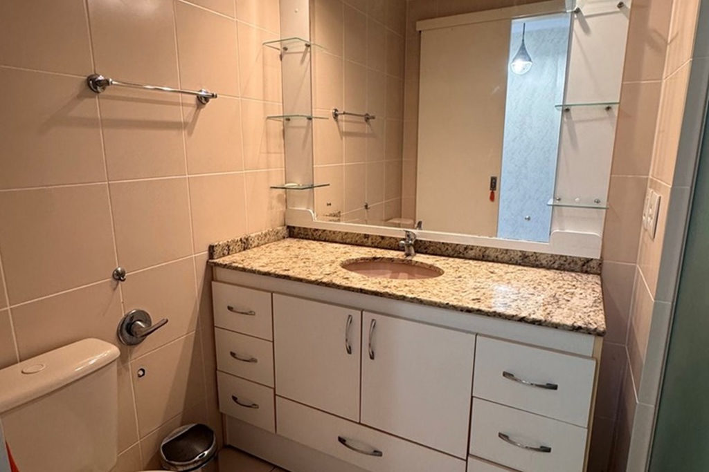 Apartamento para venda no bairro Passo da Areia em Porto Alegre