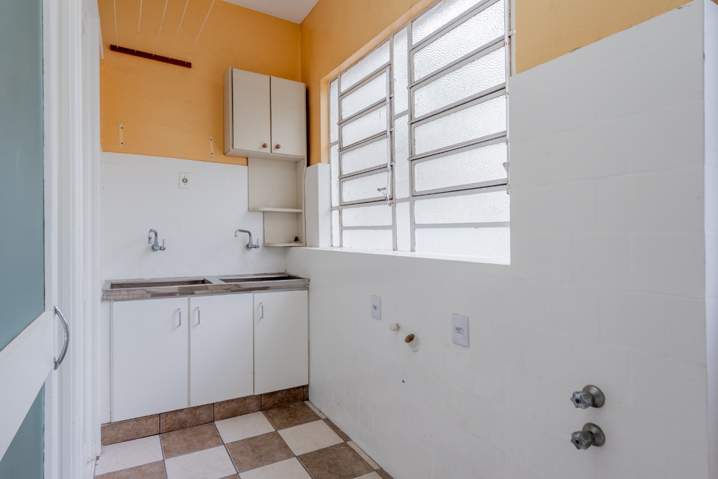 Casa para venda no bairro Moinhos de Vento em Porto Alegre