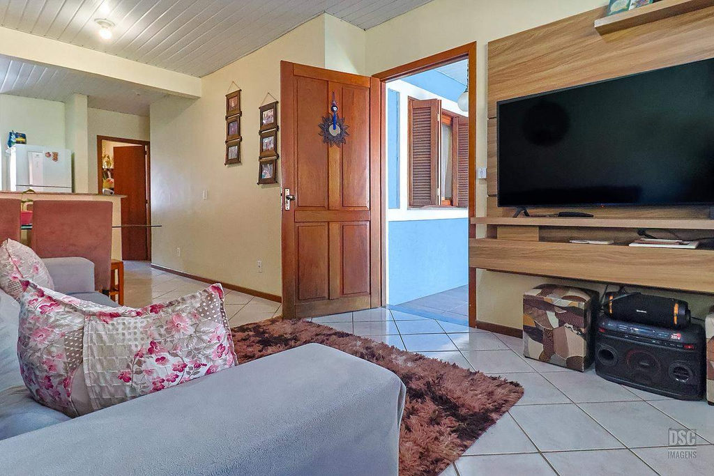 Casa para venda no bairro Hípica em Porto Alegre