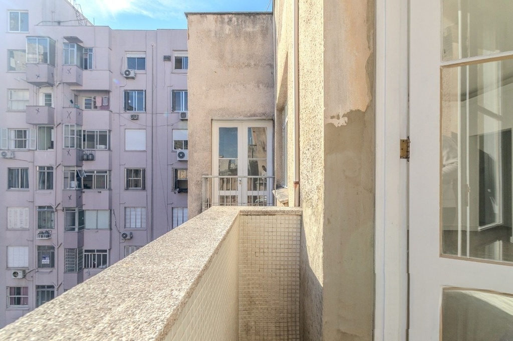 Apartamento para venda no bairro Centro Histórico em Porto Alegre