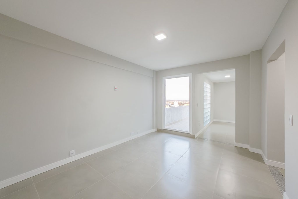 Cobertura Duplex para venda no bairro Marechal Rondon em Canoas
