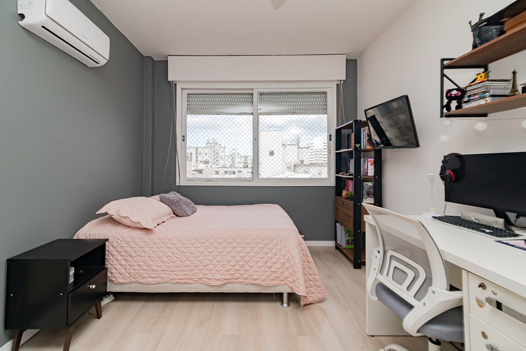 Apartamento para venda no bairro Centro Histórico em Porto Alegre