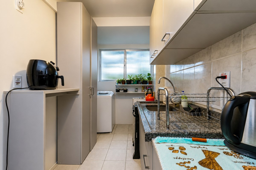 Apartamento para venda no bairro Partenon em Porto Alegre