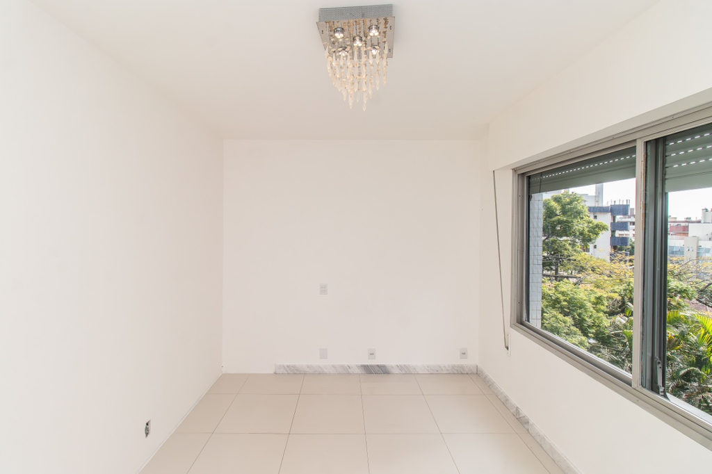Apartamento para venda no bairro Bela Vista em Porto Alegre