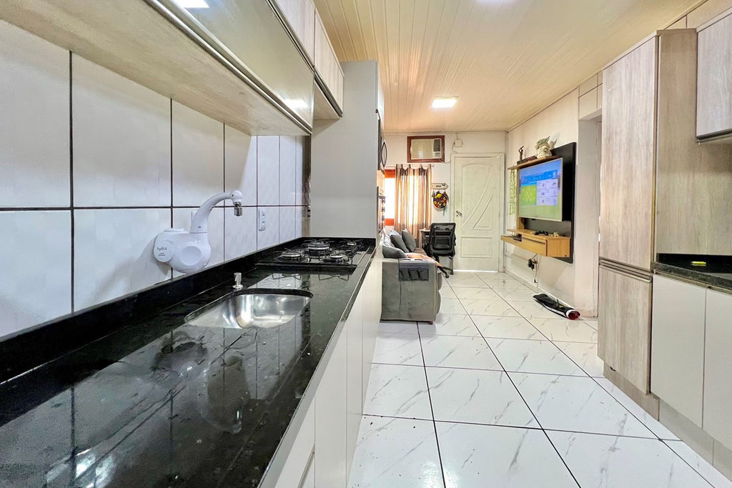 Casa para venda no bairro Estância Velha em Canoas