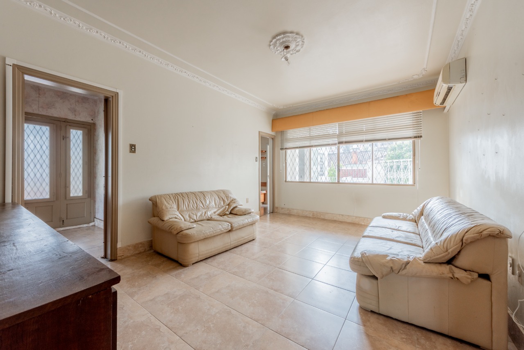 Casa para venda no bairro Moinhos de Vento em Porto Alegre