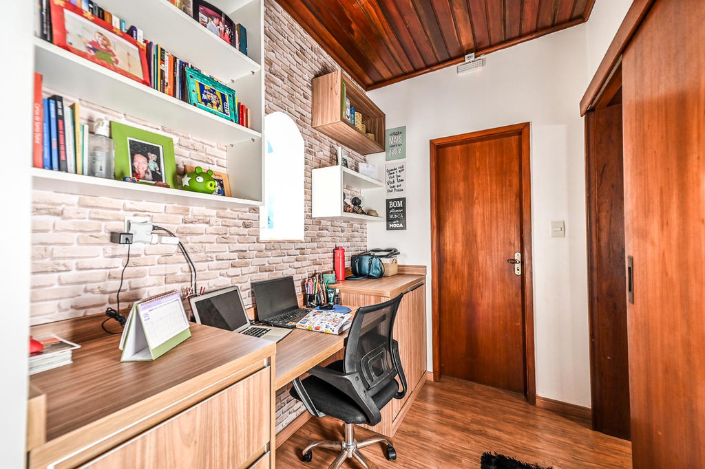 Casa para venda no bairro Menino Deus em Porto Alegre