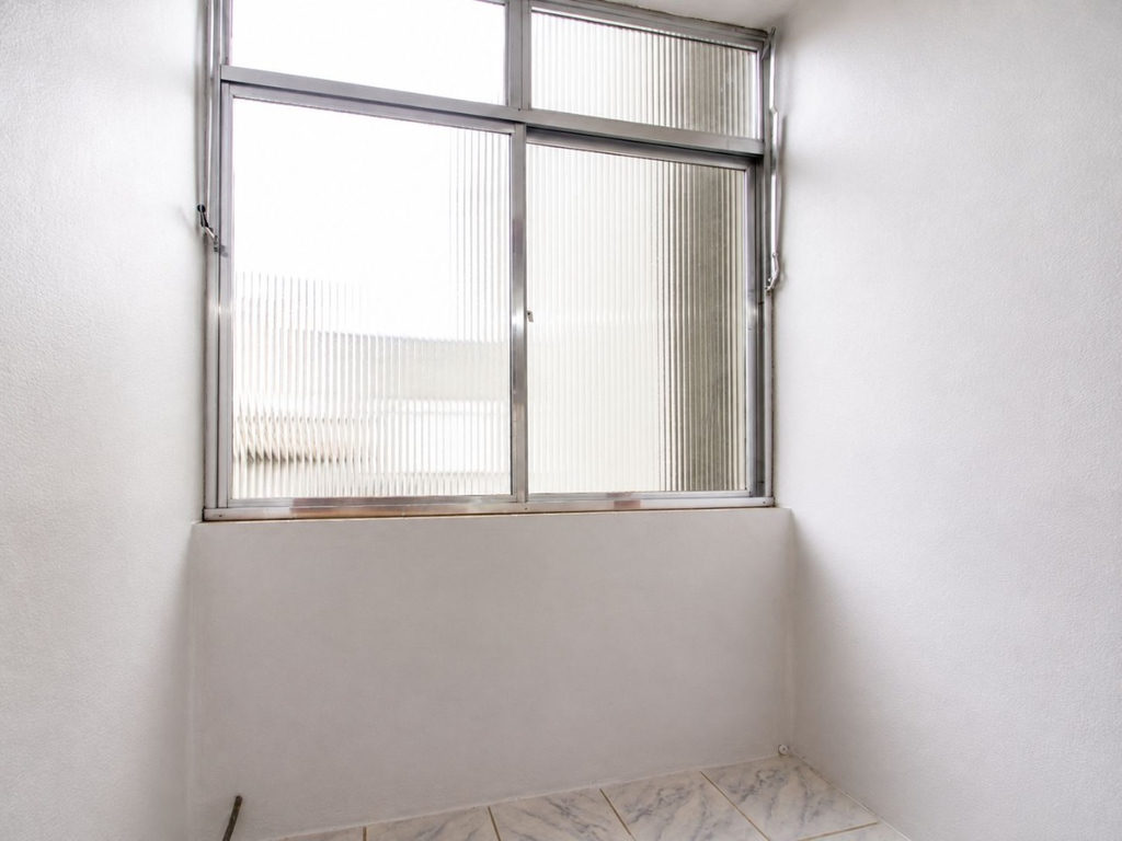 Apartamento para venda no bairro Centro Histórico em Porto Alegre